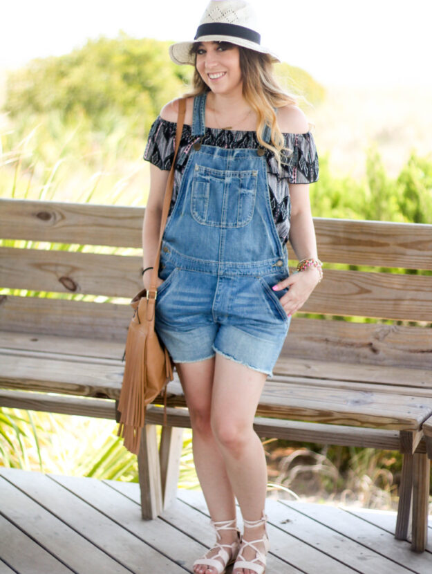 Kohl’s Blouse, American Eagle Overalls, Kohl’s Fringe Bag, Old Navy lace up sandals Physician Endorsed Belize hat (10 of 10)