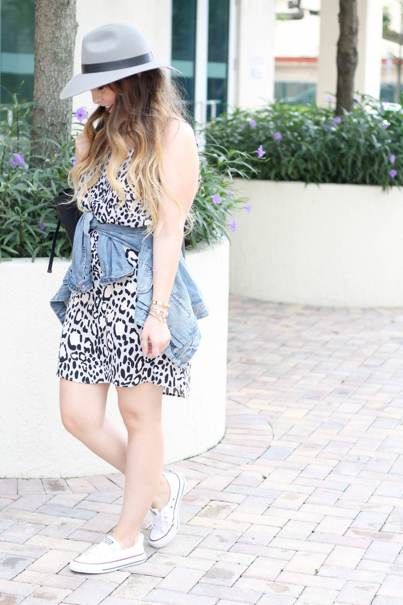 Topshop leopard shift dress, Converse white Shoreline sneaker, JCrew jean jacket, Topshopo felt fedora (4 of 13)