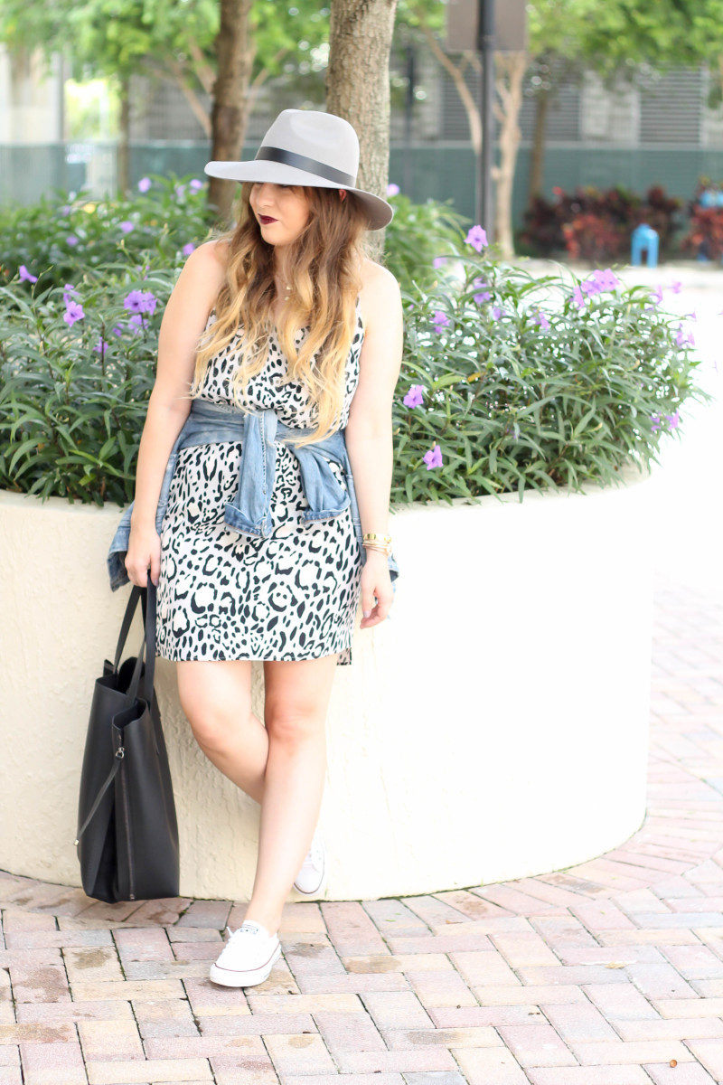 Topshop leopard shift dress, Converse white Shoreline sneaker, JCrew jean jacket, Topshopo felt fedora (7 of 13)