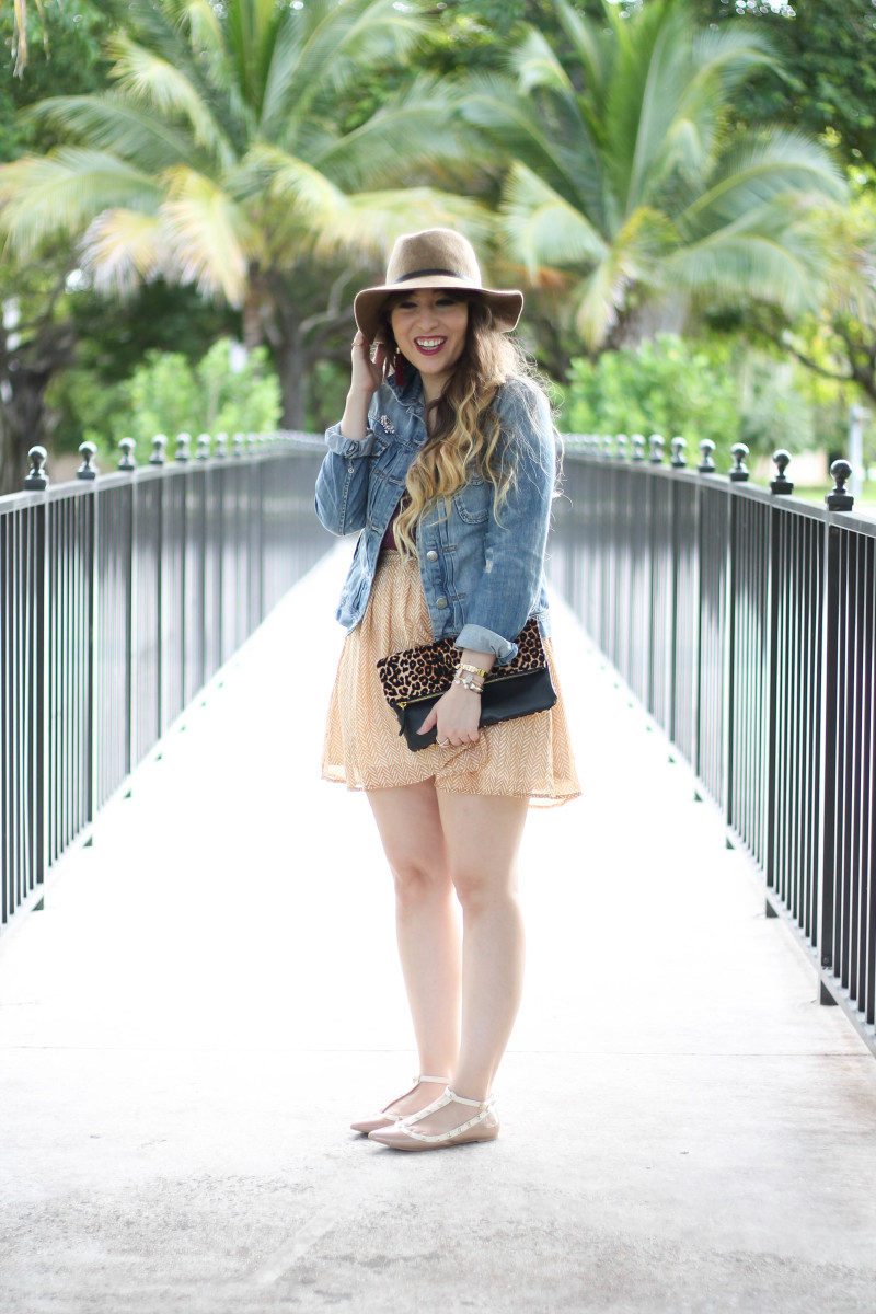 Gold Old Navy Skirt and Nordstrom Maroon Scallop Tank (3 of 13)