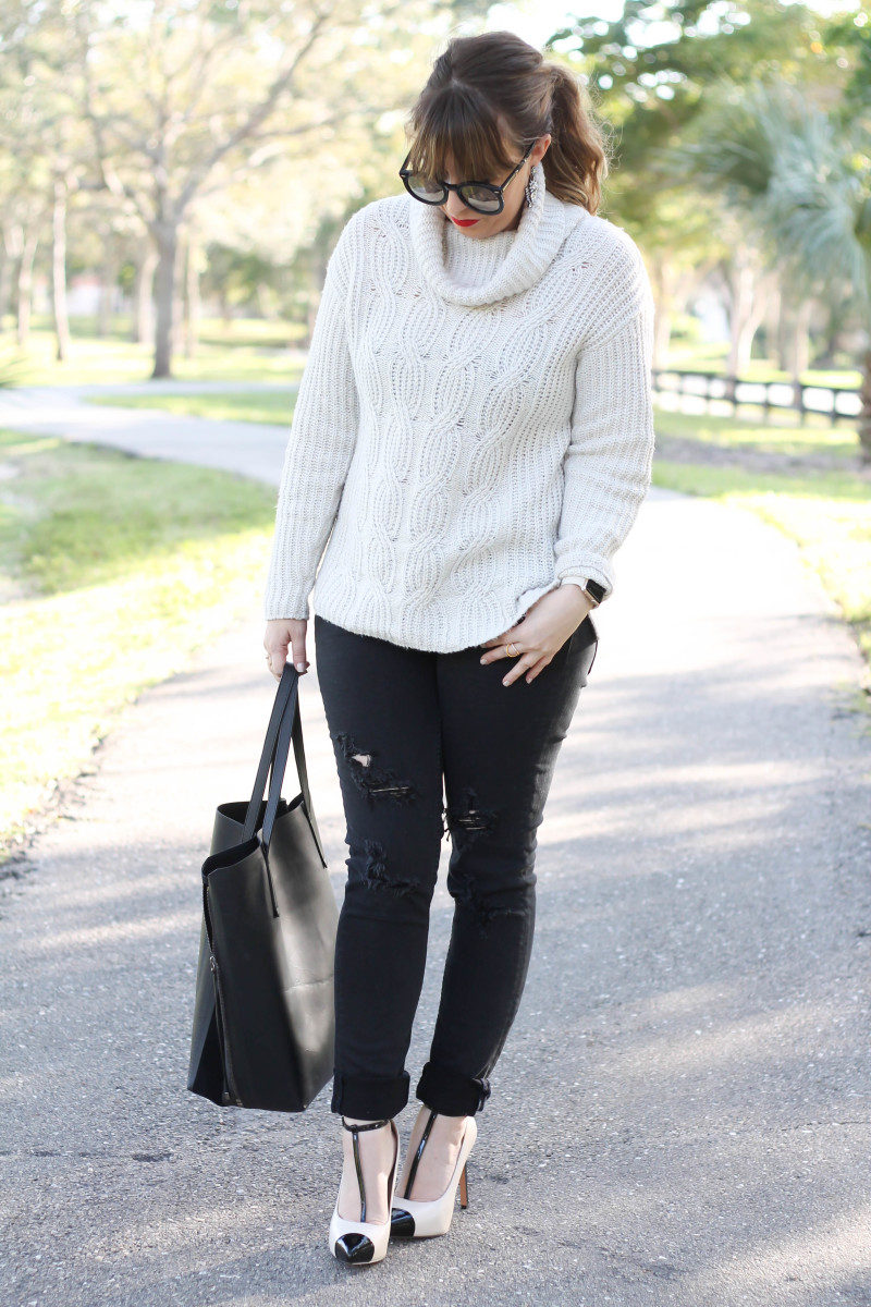 Turtleneck sweater, distressed black jeans, cap toe pumps-5