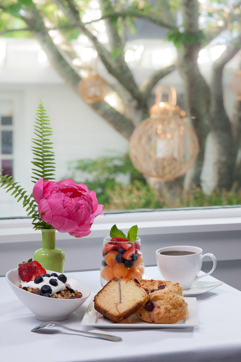 Breakfast nook at 76 Main