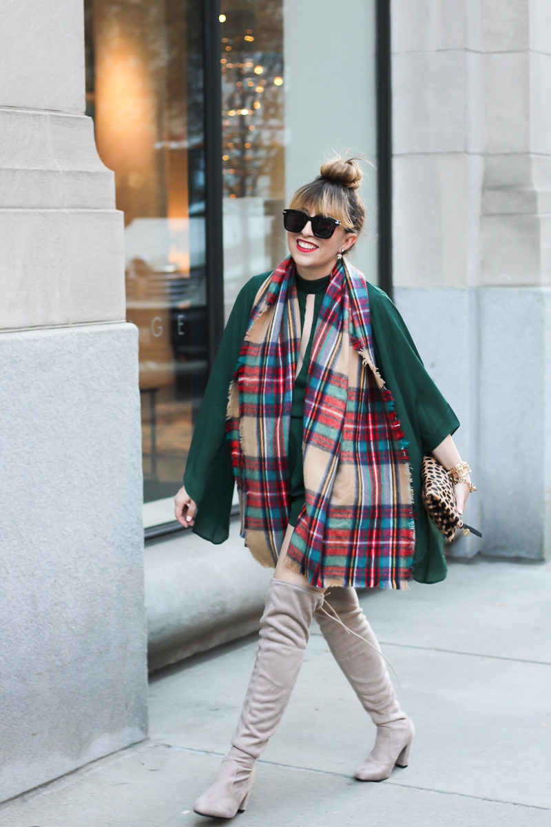 Miami fashion blogger Stephanie Pernas shares an unexpected fall look that would work perfectly for holiday.