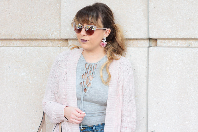 Miami fashion blogger Stephanie Pernas of A Sparkle Factor wearing a pink and gray fall outfit 