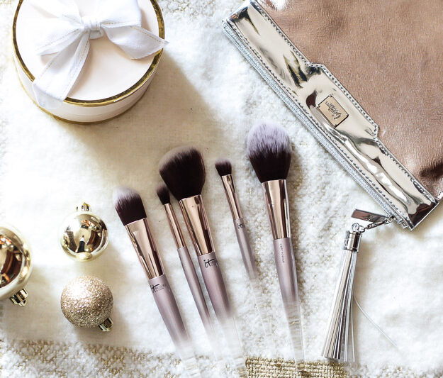 IT Cosmetics for ULTA City Chic brush set