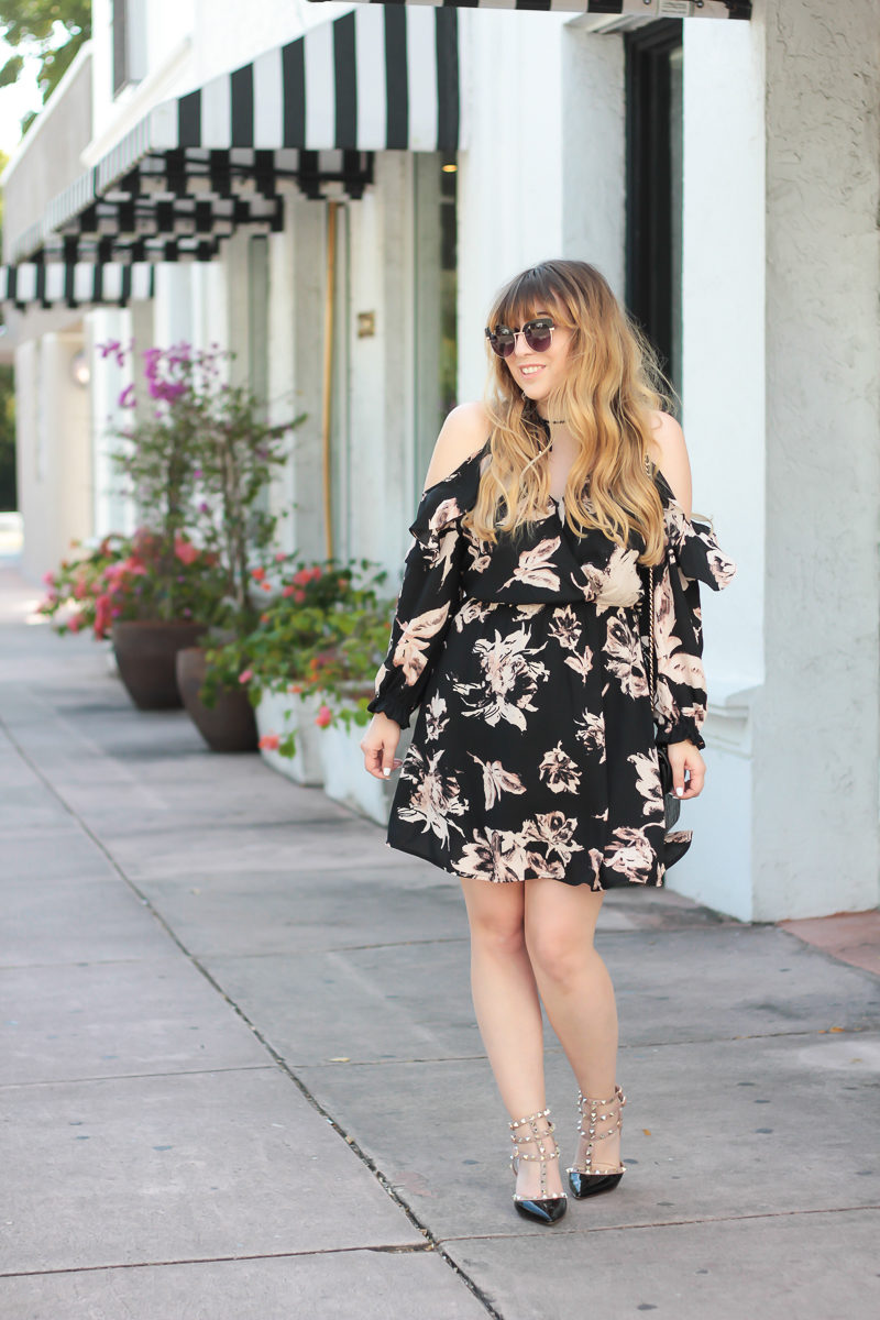  Miami fashion blogger Stephanie Pernas wearing a cute floral dress for spring 