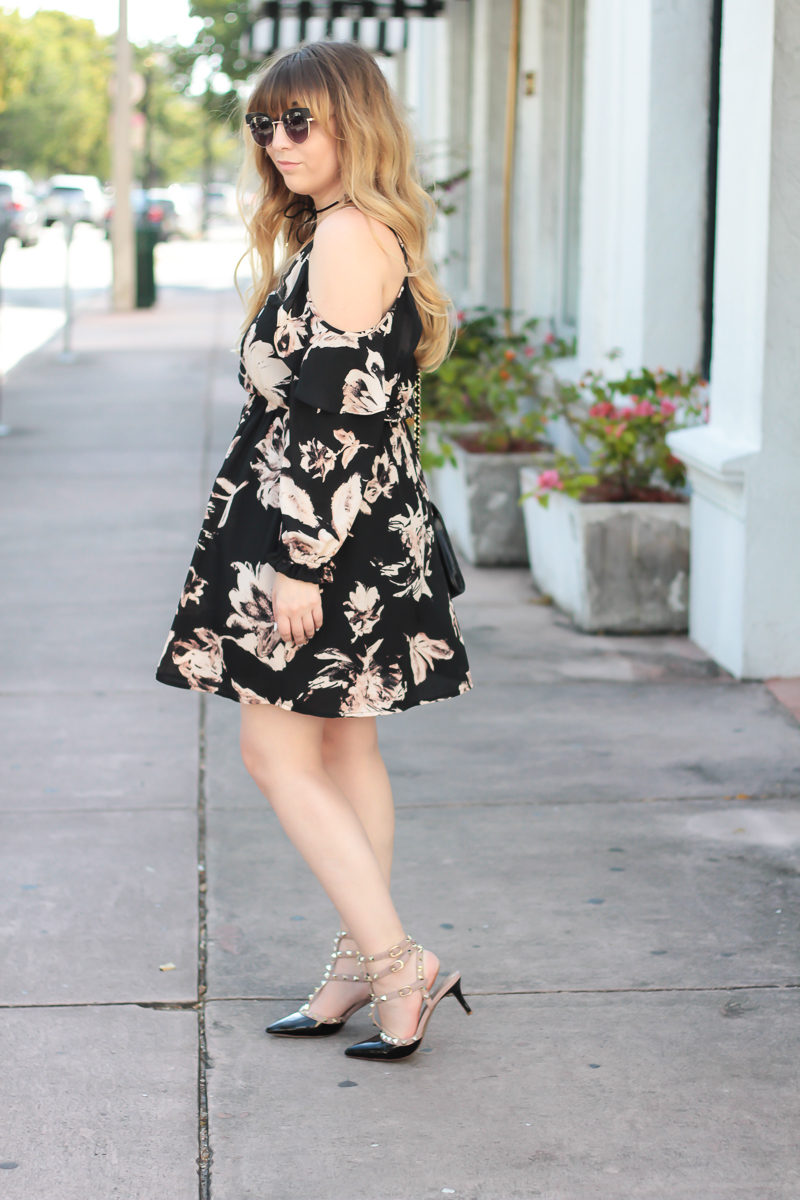  Miami fashion blogger Stephanie Pernas wearing a Bloomingdale’s Aqua floral dress 