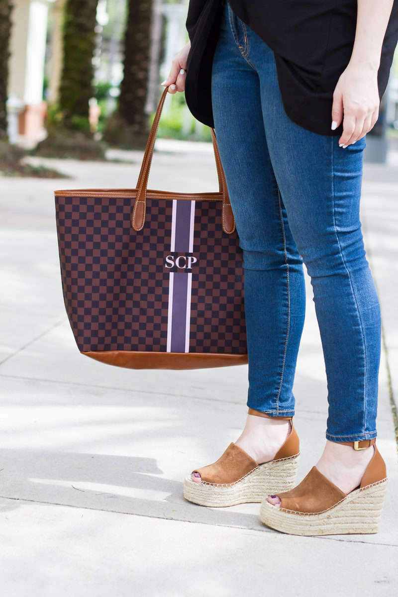 Miami fashion blogger Stephanie Pernas styling a Barrington Gifts St Anne monogram tote with Marc Fisher Adalyn wedges