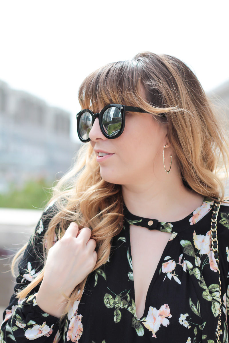 Miami fashion blogger Stephanie Pernas of A Sparkle Factor wearing Kendra Scott lety hoop earrings with a floral spring dress