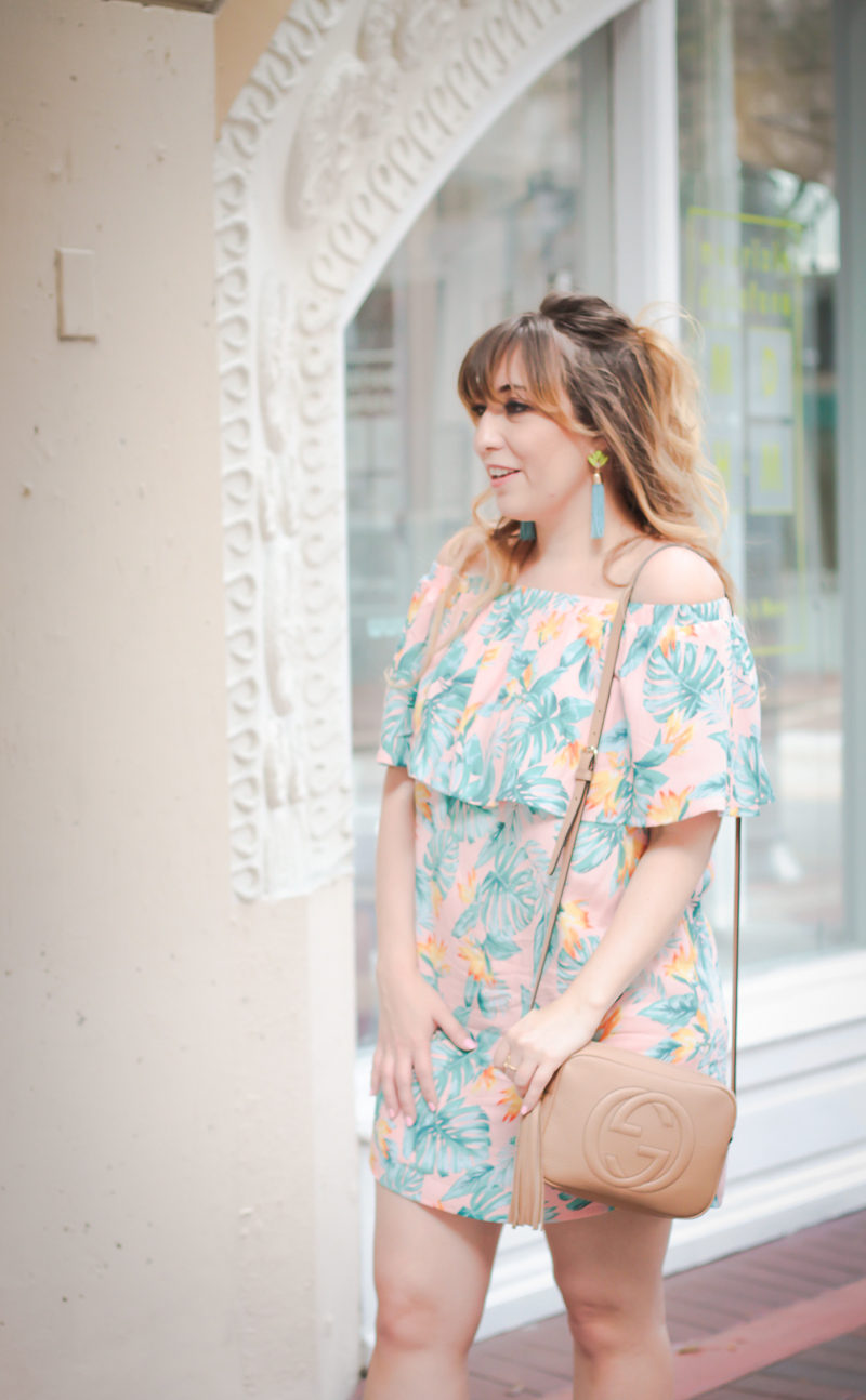 Miami fashion blogger Stephanie Pernas wearing an off the shoulder pink dress perfect for spring break and summer vacations 