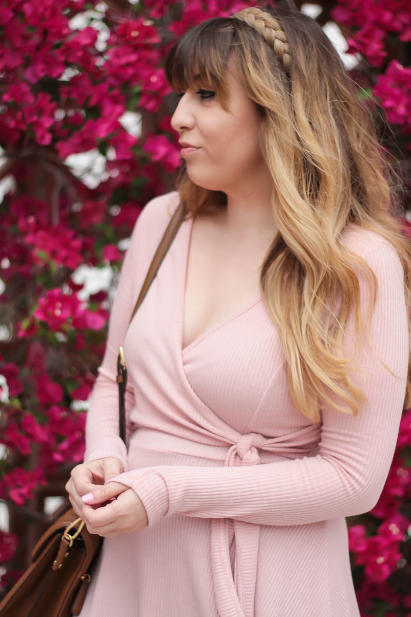 Miami fashion blogger Stephanie Pernas wearing a braided headband hairstyle