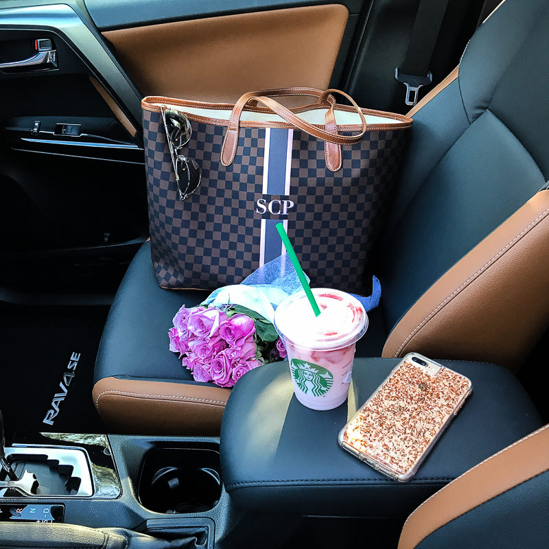 Miami fashion blogger Stephanie Pernas shares a photo of her Barrington Gifts St Anne tote in a Toyota RAV4 