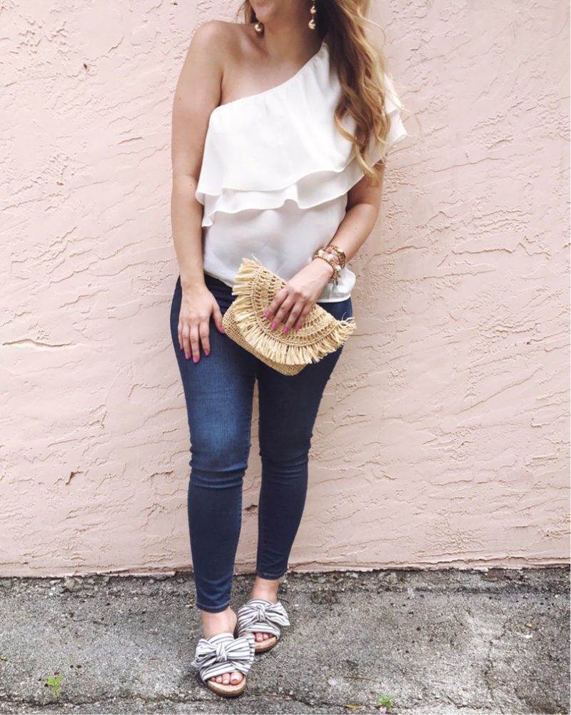 OOTD: jeans and white ruffle top