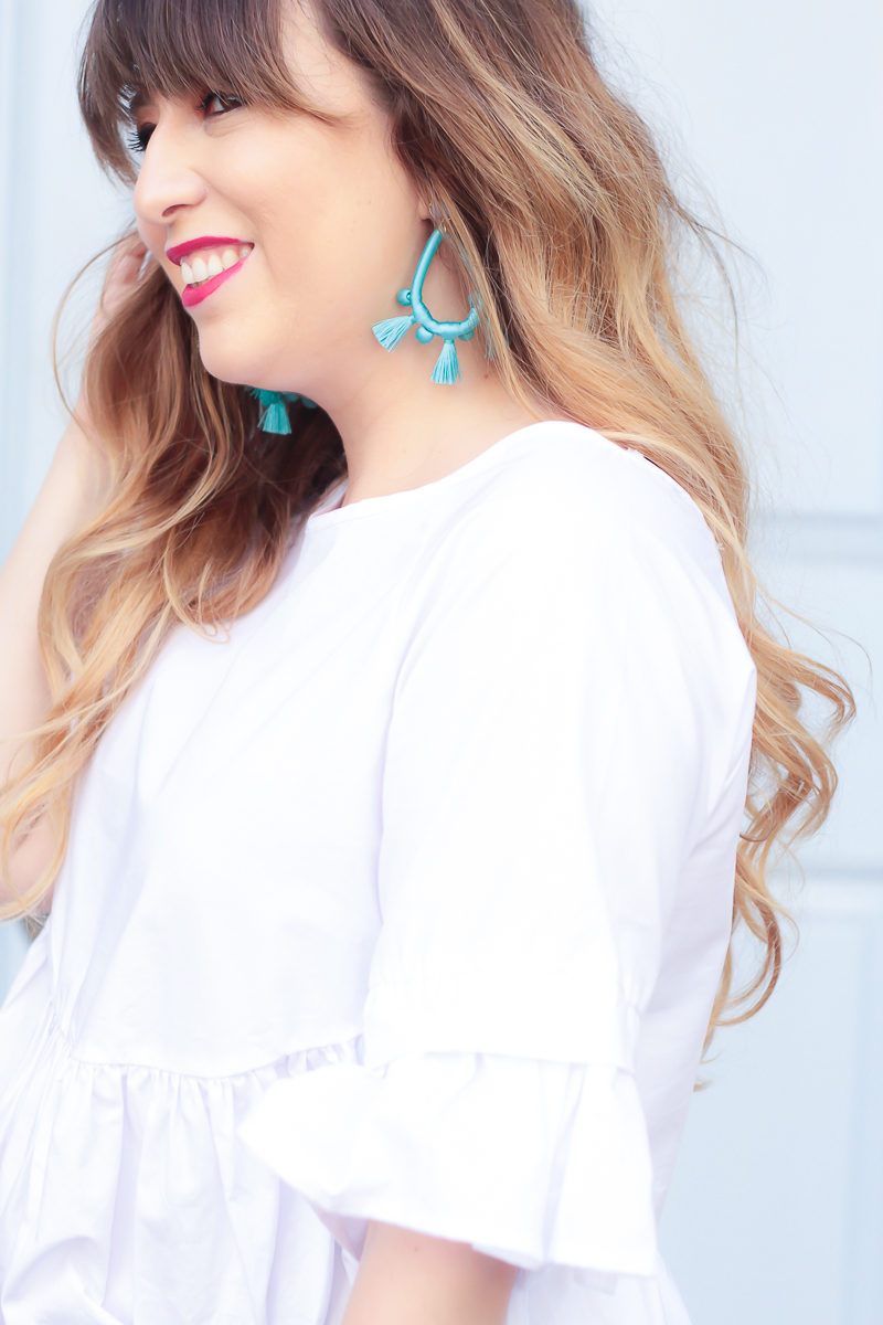 Miami fashion blogger Stephanie Pernas wearing Baublebar Sardinia Tassel earrings