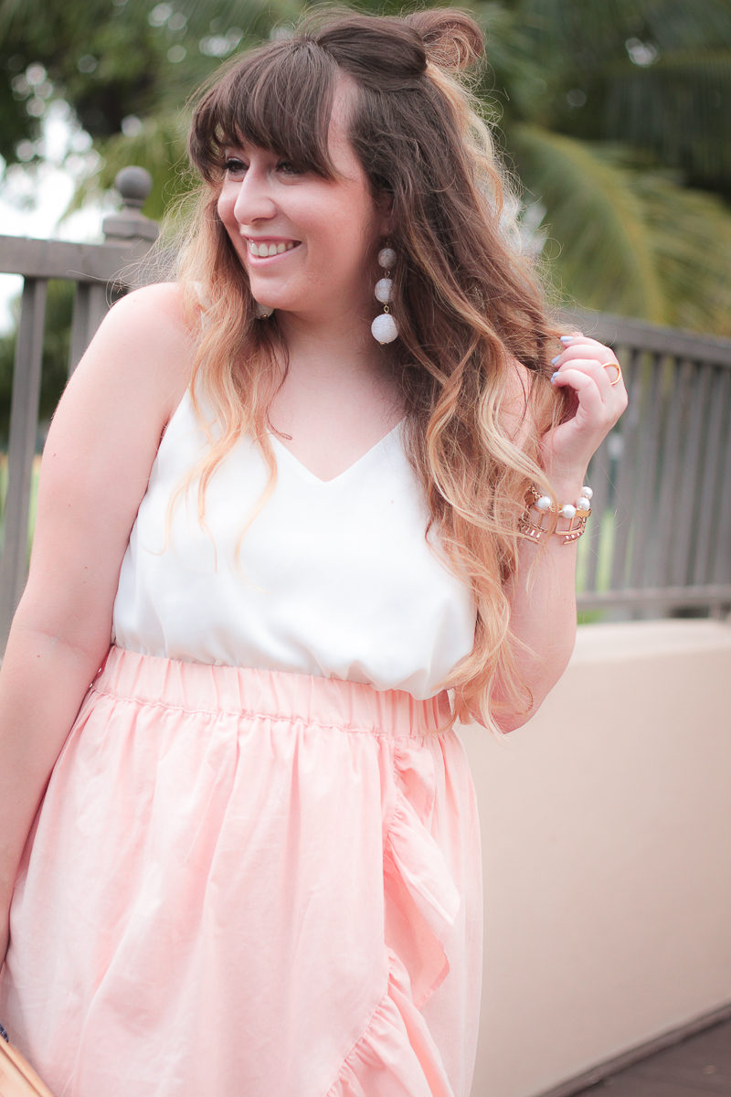 Miami fashion blogger Stephanie Pernas wearing Baublebar Crispin Drops earrings