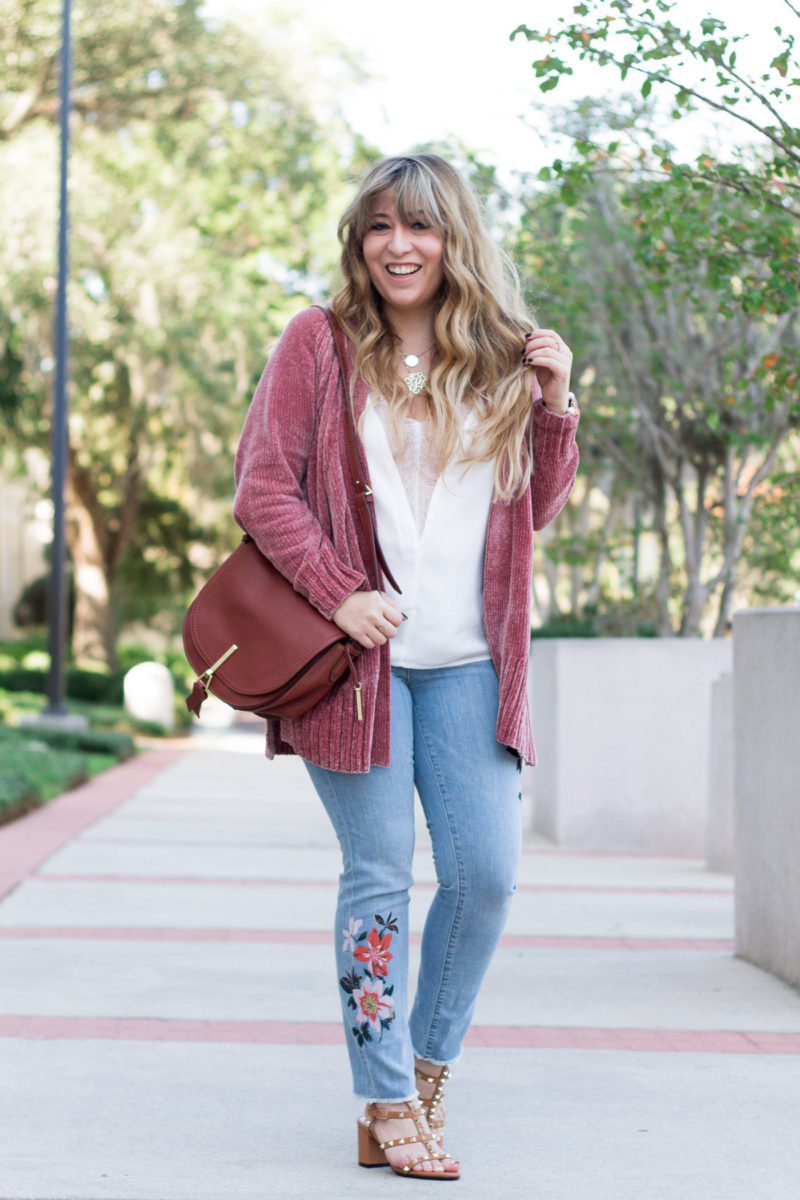 jeans and cardigan outfit