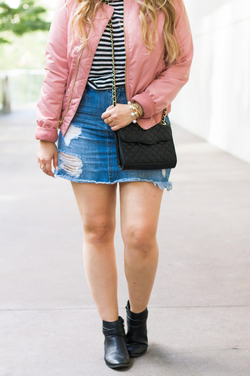 Jean skirt outfit for fall