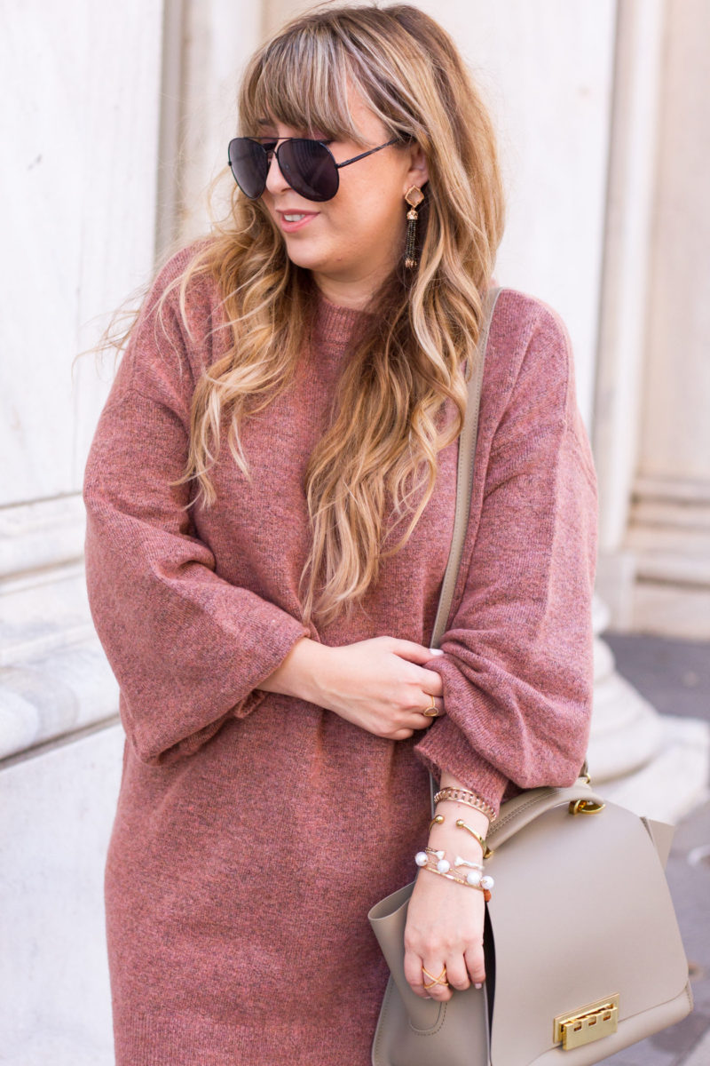 Oversized sweaterdress and aviators for fall 