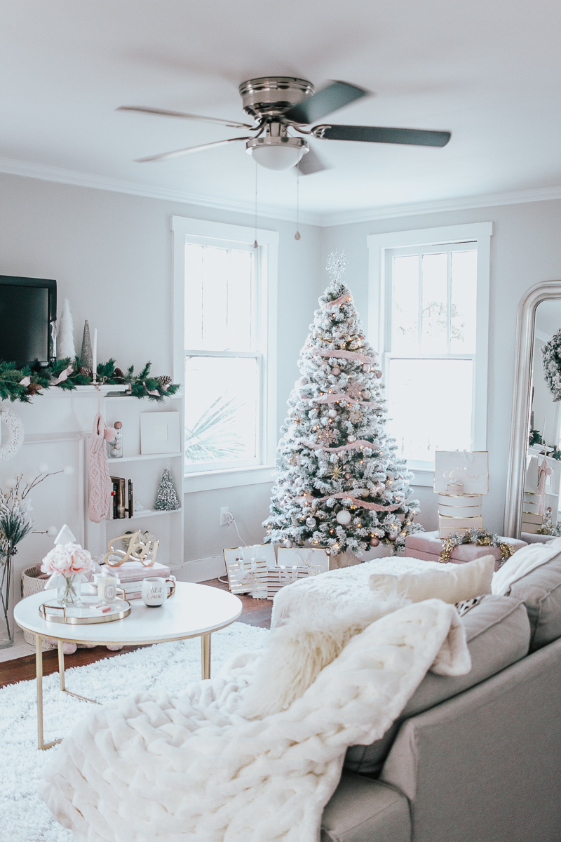 Holiday Home Tour- Glam Holiday Living Room-25