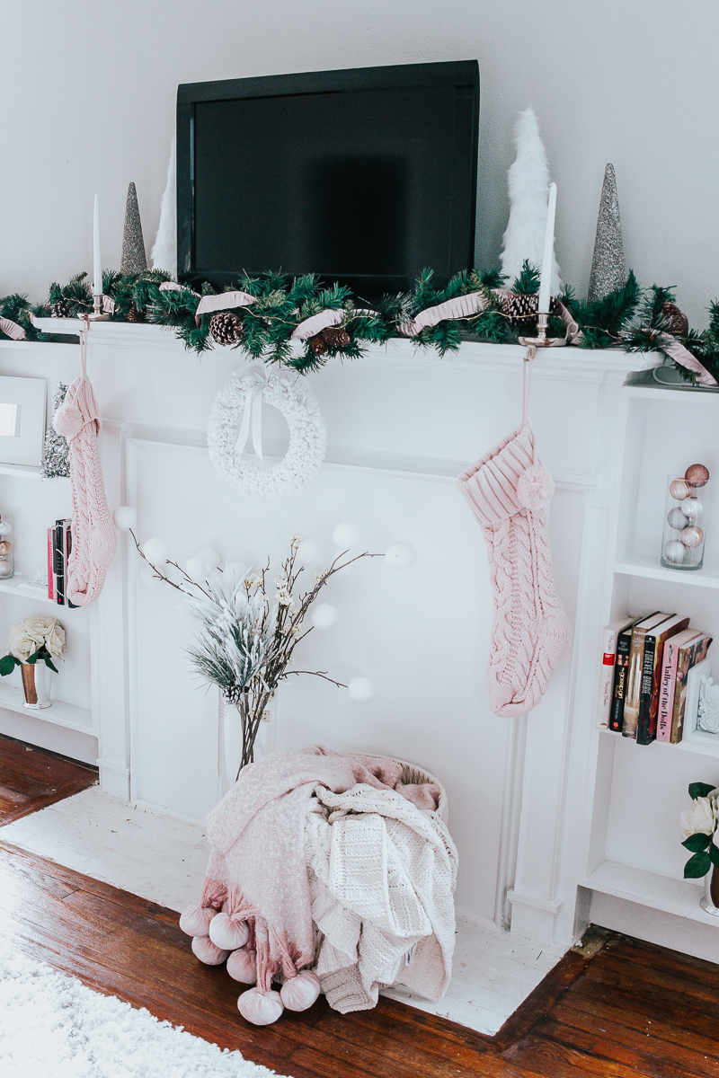 Holiday Home Tour- Glam Holiday Living Room-7