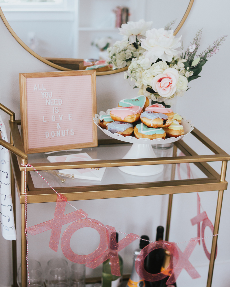 Valentine’s Day Home Decor – a Sparkle Factor Stephanie Pernas-20