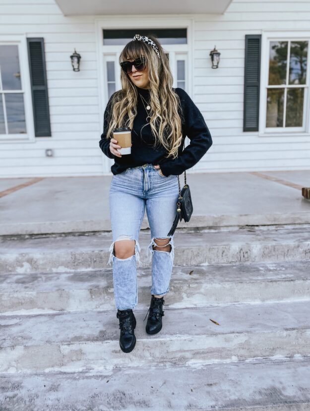 Daily Outfit – cozy turtleneck and mom jeans