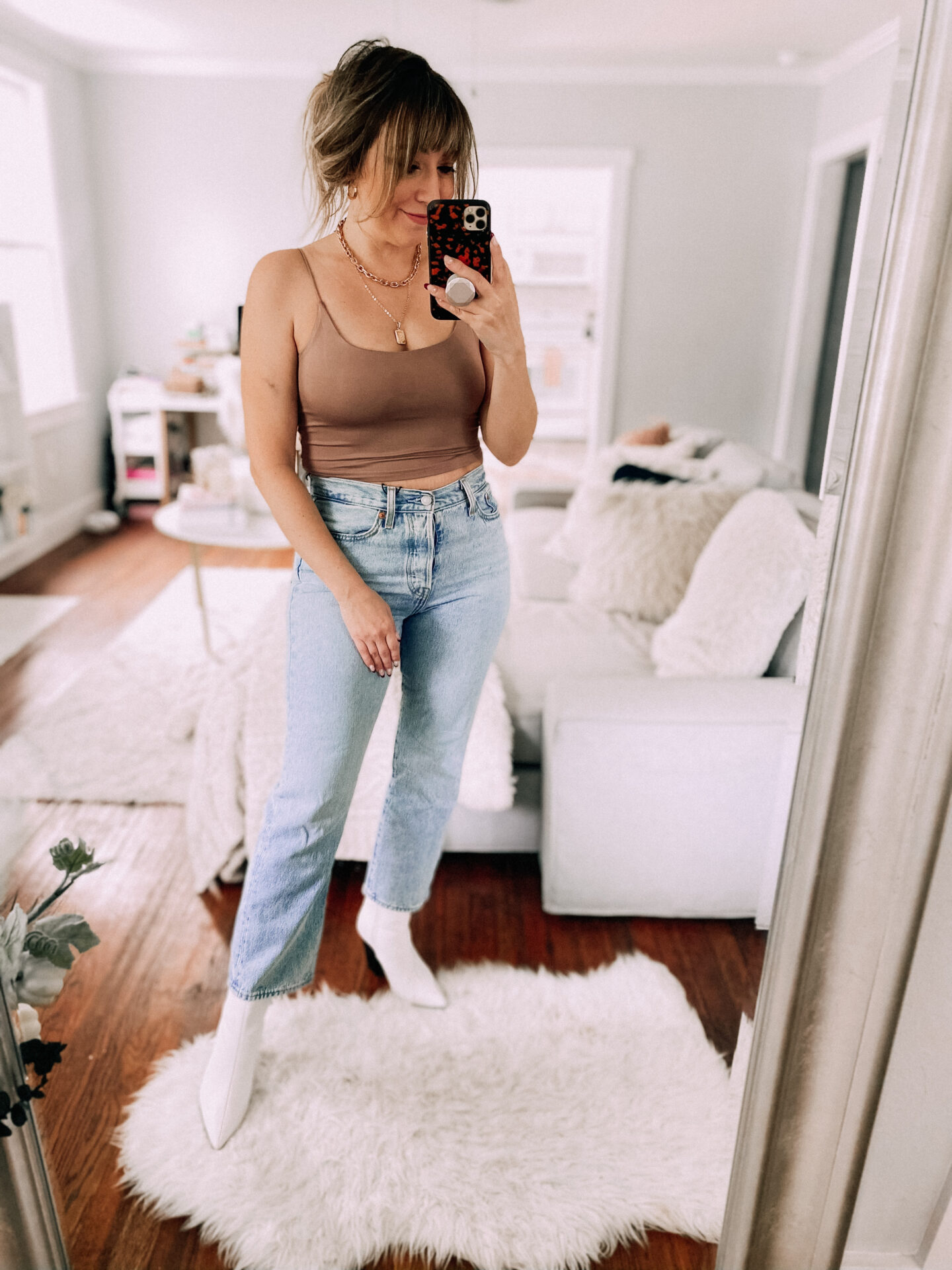 Crop top and jeans outfit - Amazon fall fashion