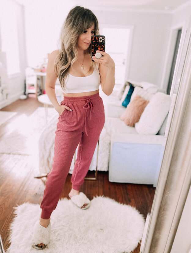 Amazon joggers outfit idea