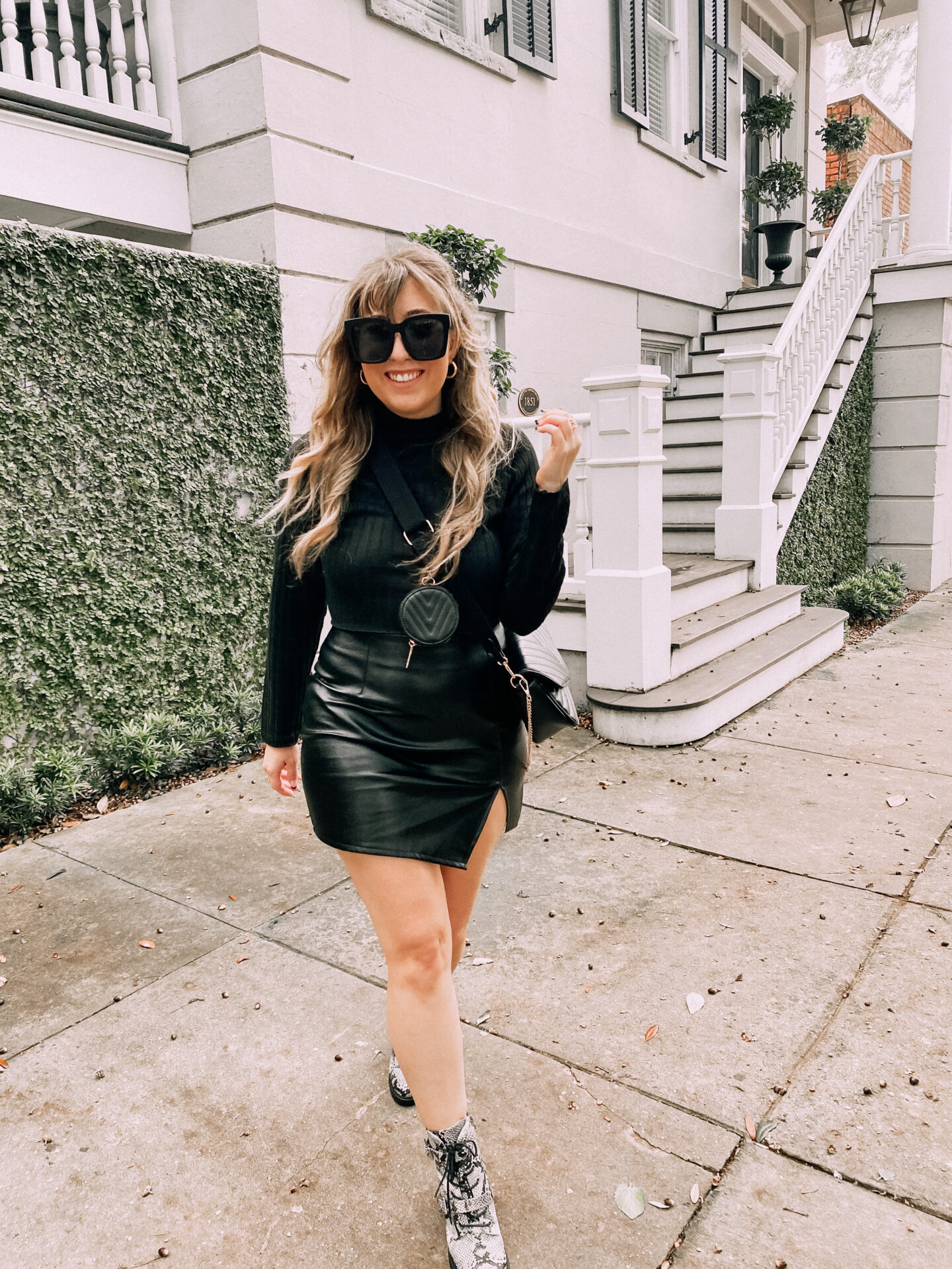 Fall Outfit. – Monochromatic black cropped turtlenecka nd leather skirt6