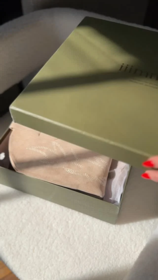 Let’s unbox the ✨perfect✨cowboy boots from AMAZON! These affordable, high quality vegan suede cowboy boots look super expensive and luxe, are crazy comfortable, and are the perfect seasonless boot that you can wear summer, spring, fall or winter. PLUS— they’re perfect for girls who need a bit of a wider calf. 

These best selling boots are the perfect wardrobe staple you’ll get TONS of wear out of and the price?? Super affordable, under $70! 

Find them linked on my Amazon storefront under THE PERFECT COWBOY BOOTS list! 

amazon fashion - amazon fashion finds - cowboy boots - affordable boots - suede boots for women - amazon influencer - amazon unboxing #amazonfashion #amazonfashionfinds #amazoninfluencer #musthaveboots #cowboyboots #affordablefashion