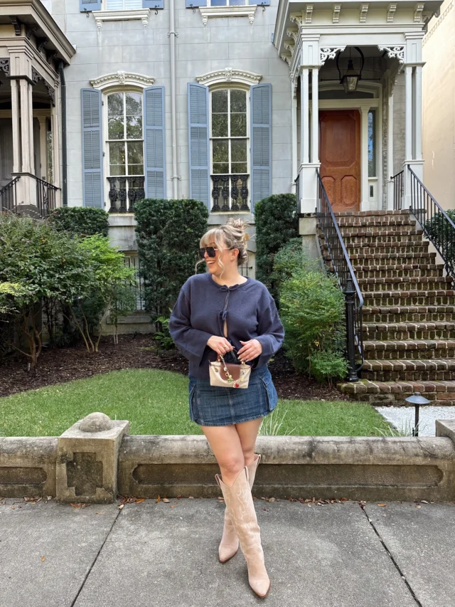Boots + skirt weather is my favorite 🤎🍂🥧 a head to toe @amazonfashion fall outfit for ya. Just got in this sweater and am so impressed by the quality! Skirt is an Aritzia look for less! 

Comment FALL and I’ll DM you links to shop! You can also find this outfit linked on my ShopMy/LTK/Amazon storefront 

#fallfashiontrends #amazonfashion #amazonfashionfinds #falloutfitinspo